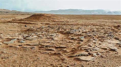 #32 Martian Landscape — Psiu Puxa Wallpapers