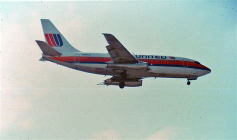 United 737 | A United Airlines Boeing 737-200 lands at San D… | Flickr