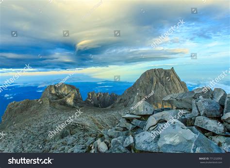 Mount Kinabalu Scenery Sunrise Stock Photo 771232093 | Shutterstock