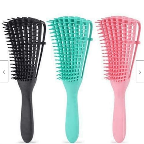 2020 Detangling Brush Hair Combing Brush Detangle With Wet/Dry Curly Natural Hair Massage Comb ...