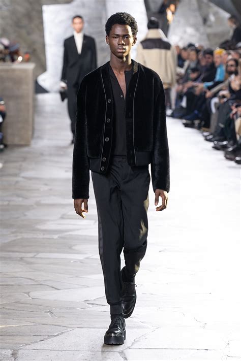 Pin by Emiliano Duran on MEN FW/23 | Menswear, Mens fashion fall, Fashion show