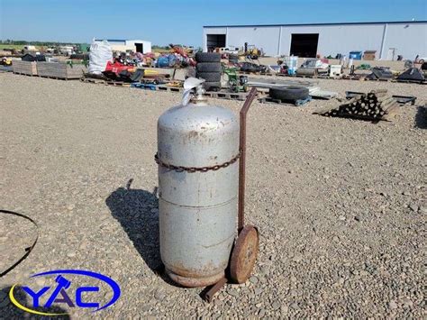 Propane Tank & Cart - Yorkton Auction Centre