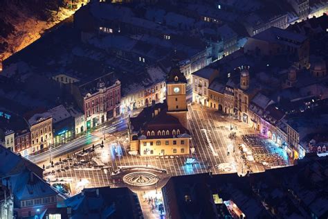 Brasov Walking Tour at Night, Braşov - Civitatis.com