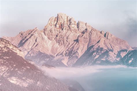 Brown Mountain · Free Stock Photo