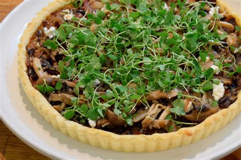 Mushroom and goat cheese tart – Rising Wines Collective