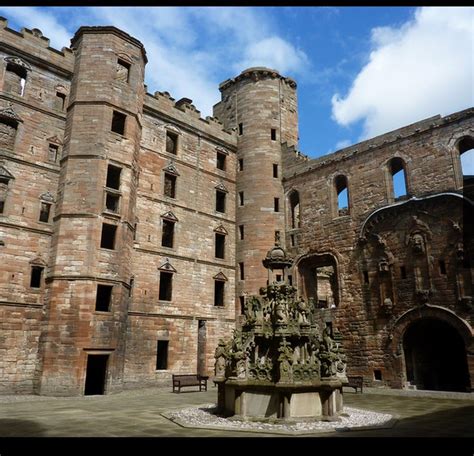 Linlithgow Palace was used for Wentworth Prison in Outlander | Wentworth prison, Outlander ...