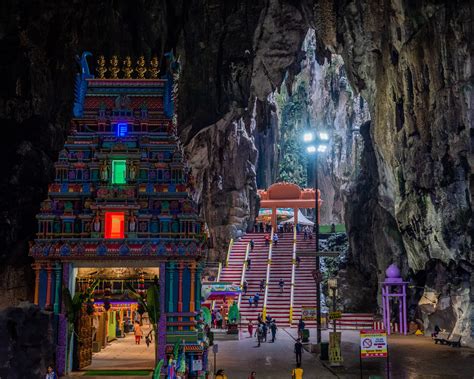 Kuala Lumpur's Batu Caves Reveal Heritage Tourism's Struggles in an Instagrammable World – Skift