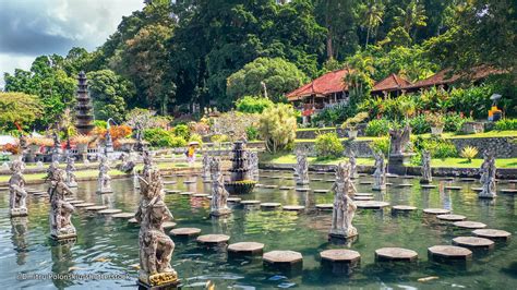 Tirta Gangga. Istana Air Karangasem Yang Cantik dan Asri