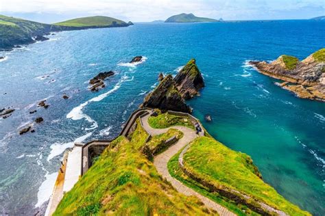 Slea Head Drive: The Ultimate Guide to Dingle Peninsula’s Epic Road Trip