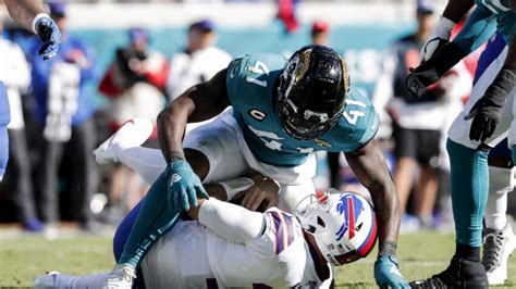 OLB Josh Allen projected to be Jaguars non-quarterback MVP in 2022