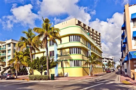 10 Top Must Visit Tourist Attractions in Miami – | Travel Or Die Trying