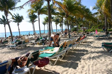 Panoramio - Photo of Riu Tequila Beach