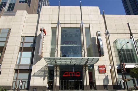 AMC River East 21 Theatres - Chicago, Illinois