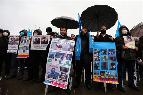 Protests of Uyghur Turks outside China Consulate in Istanbul – Middle ...