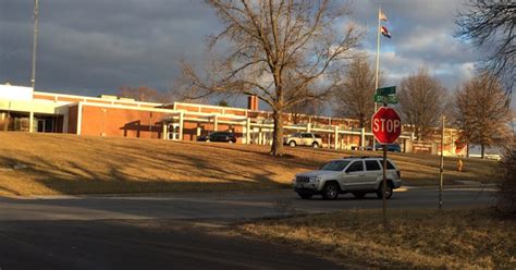 Family says Raytown school didn't prevent fight