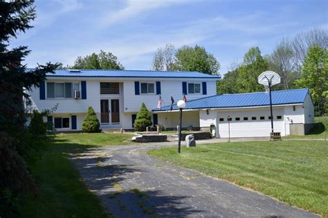 Gilford, NH Real Estate - Gilford Homes for Sale | realtor.com®