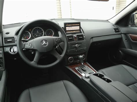 Discussion: Does BMW need an interior lesson from Mercedez? : r/BMW