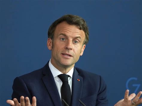 Emmanuel Macron Invites Iraq PM for Meeting in France in Early 2023 ...