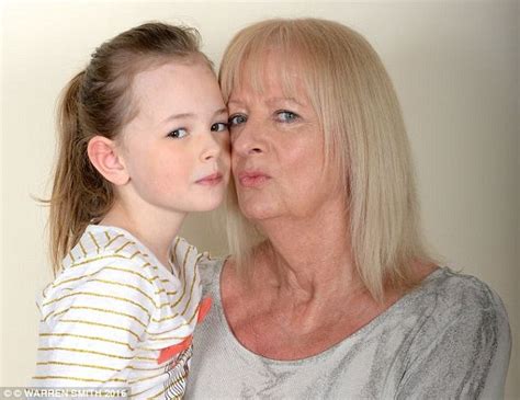 When should parents stop kissing their child on the lips? | Daily Mail Online