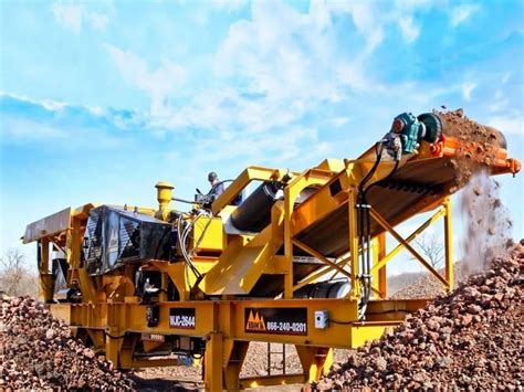 Stone Crusher Machine, Capacity: 350 Ton Per Hour at Rs 3000000 in Bhopal