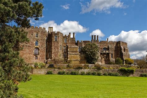 Opening times and visitor information — Berkeley Castle