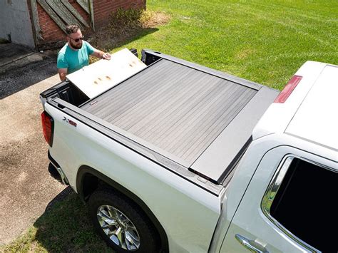 Roll-N-Lock E-Series Tonneau Cover | RealTruck