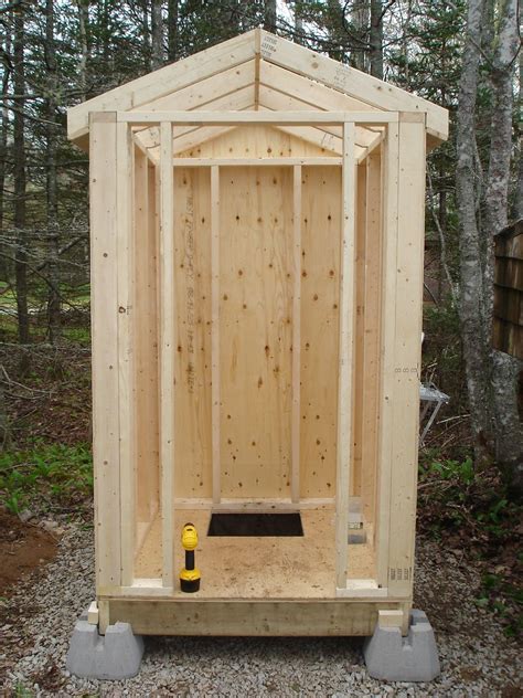 Plans to build Outhouse Design PDF Plans