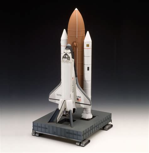 Revell 1/144 Space Shuttle Discovery w/Booster Rocket Plastic Model Kit ...