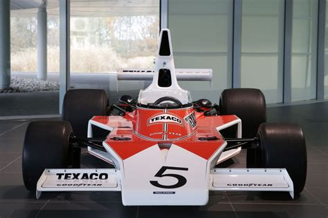 McLaren M23 | Mclaren, Formula racing, Race cars