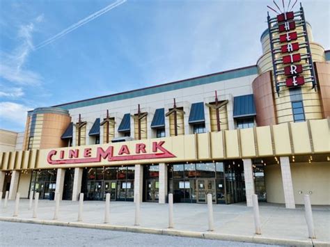 CINEMARK AT VALLEY VIEW AND XD - 46 Photos & 150 Reviews - 6001 Canal ...