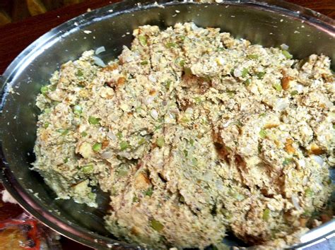 Try this EASY Bread Stuffing with Sausage recipe for your Thanksgiving ...