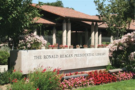 Ronald Reagan Presidential Library Tour – Malibu Discovery Wine Tours