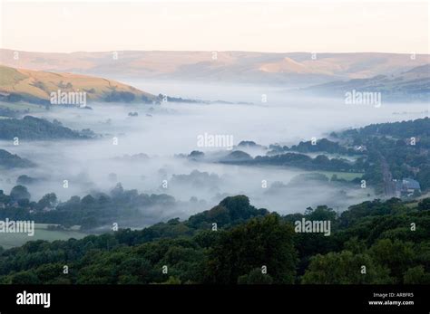 Sunrise over Hope Valley Stock Photo - Alamy