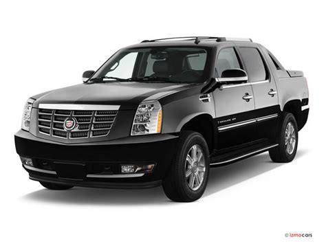 2011 Cadillac Escalade EXT Review, Pricing, & Pictures | U.S. News