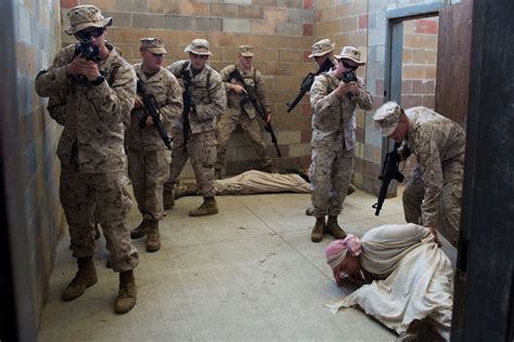 Realistic training in Indiana benefits Reserve Marines > Marine Corps Forces Reserves > U.S ...