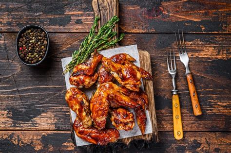 The ultimate crispy BBQ chicken wings recipe | Pomerantz Cooking