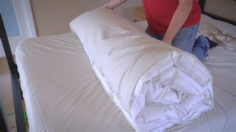 How to stuff a duvet cover - TODAY.com