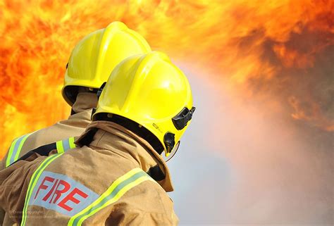 Royal Navy Firefighters Tackling a Blaze | Firemen from HMS … | Flickr