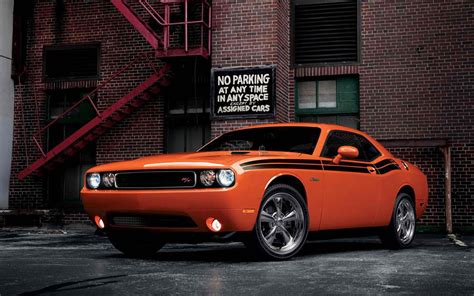 2014 Dodge Challenger Price & MPG