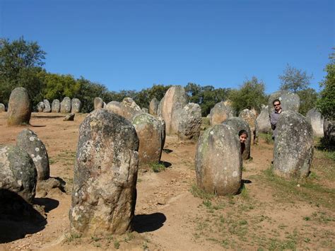 El cromlech de Almendres, uno de los monumentos megalíticos más importantes de Europa - Mi Ruta