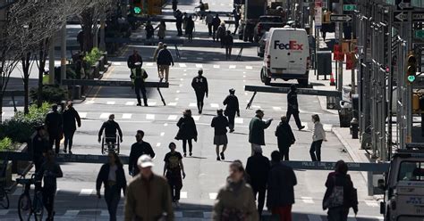 New York City congestion pricing plan clears tall hurdle | Reuters