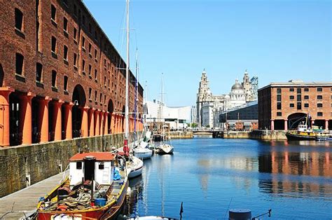 Liverpool Docks And Harbour Building Stock Photos, Pictures & Royalty-Free Images - iStock