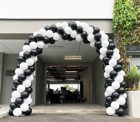 F1 Race Balloon Arch Decoration | THAT Balloons