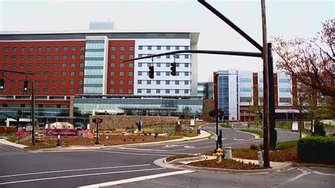 COVID-19 hospitalizations hit record high in North Carolina