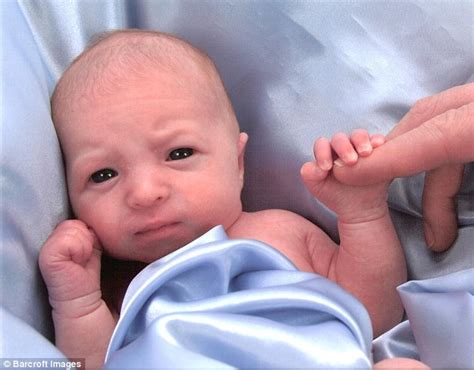 Boy suffers from dwarfism that affects less than 30 people | Daily Mail Online