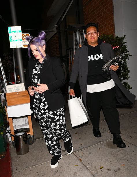 Pregnant Kelly Osbourne Baby Bump Photos: Pictures | Life & Style