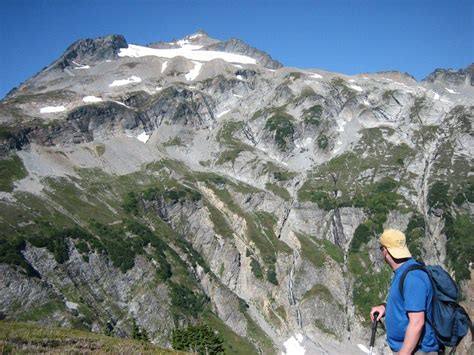 Cascade Pass and Sahale Arm | Beautiful hikes, North cascades national park, Hiking trip