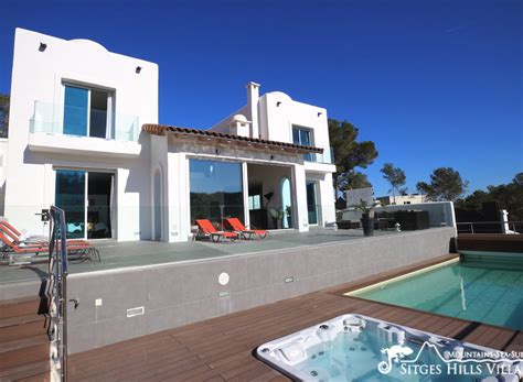 Villa Ibiza - A Designer Holiday Villa With Pool Near Sitges