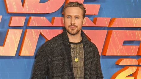 Ryan Gosling Gets Stopped by Security in 'Saturday Night Live' Season ...