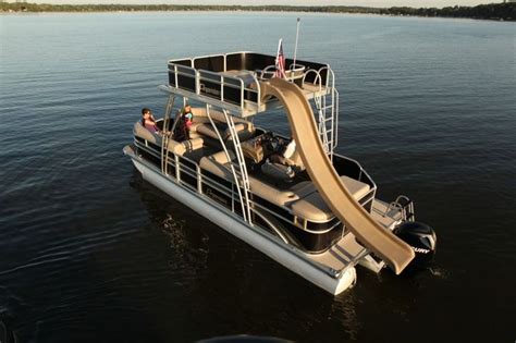 31 best Upper Decks on pontoon boats images on Pinterest | Pontoon boating, Upper deck and Decks